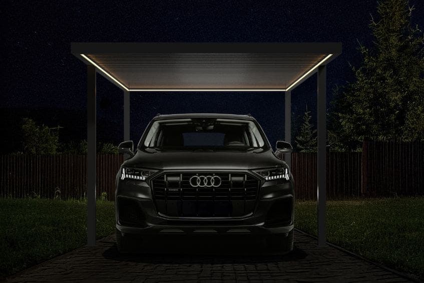 Carport. LED på kvällen